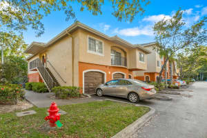 4179 N Haverhill 603 Road 603 West Palm Beach, FL 33417 Sold 02/23/23
