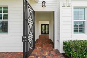 3005 NW Radcliffe Way, Palm City, FL 34990, Sold 03/17/23