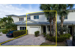 3914 Sabal Way Fort Pierce, FL 34982 Sold 04/27/23