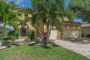 5555 55th Avenue Vero Beach, FL 32967 Sold 02/22/23
