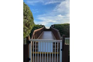 8800 S Ocean Drive 802 Hutchinson Island, FL 34957 Sold 04/13/23