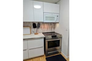 2562 Garden Dr N, Lake Worth, FL 33461, Sold 05/10/23