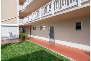 2615 N Garden Drive   108 Lake Worth, FL 33461 Sold 03/15/23