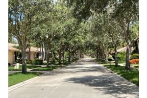 7783  Via Grande Boynton Beach, FL 33437 Sold 03/24/23