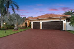 2785 Biarritz Drive Palm Beach Gardens, FL 33410 Sold 04/28/23