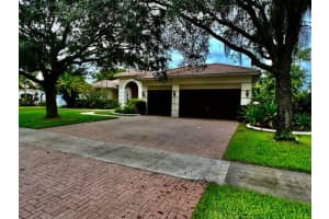13022 Sw 40th Street Davie, FL 33330 Sold 04/07/23