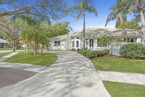 6469  Longleaf Pine Drive Jupiter, FL 33458 Sold 03/10/23