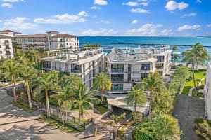 106  Inlet Way   202, Palm Beach Shores, FL 33404 Sold 09/01/23