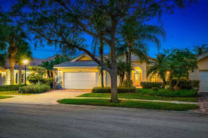 8824 Se Retreat Drive, Hobe Sound, Fl 33455 Hobe Sound, FL 33455 Sold 02/21/23