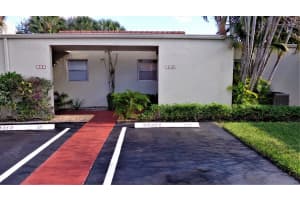 2528 Boundbrook Drive S 112 West Palm Beach, FL 33406 Sold 02/14/23