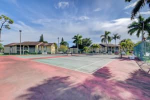 315 Pine Ridge Cir, Greenacres, FL 33463, Sold 03/10/23