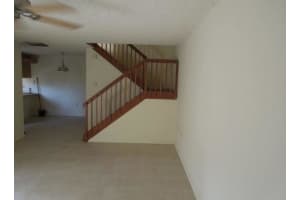 562 Green Springs Place 562 West Palm Beach, FL 33409 Sold 04/18/23