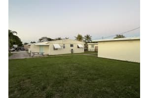 588 Sioux Road Lake Worth, FL 33462 Sold 02/17/23