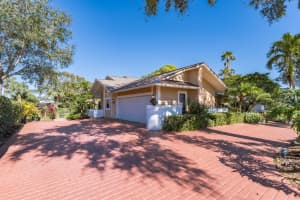 5763 Se Glen Eagle Way Stuart, FL 34997 Sold 04/06/23