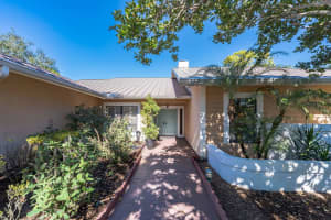 5763 Se Glen Eagle Way Stuart, FL 34997 Sold 04/06/23