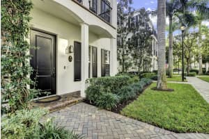 131  Madison Lane Delray Beach, FL 33444 Sold 06/15/23