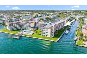 105 Paradise Harbour Boulevard 211 North Palm Beach, FL 33408 Sold 04/24/23