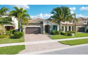 4570  Willow Run Way Lake Worth, FL 33467 Sold 03/16/23