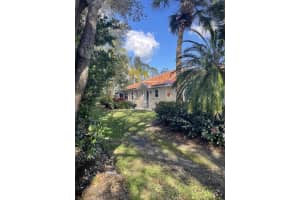 2411 SW Parkside Dr, Palm City, FL 34990, Sold 04/28/23