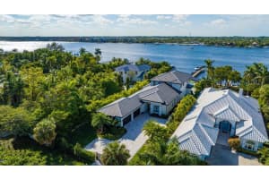 701 S Atlantic Drive Manalapan, FL 33462 Sold 05/12/23