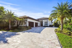 701 S Atlantic Drive Manalapan, FL 33462 Sold 05/12/23