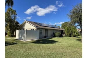 223 Se 1st Circle, Boynton Beach, Fl 33435 Boynton Beach, FL 33435 Sold 04/11/23