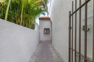 1235 Nw 22nd Avenue Delray Beach, FL 33445 Sold 06/16/23