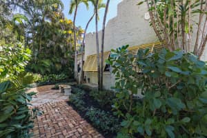 810 Avon Road, West Palm Beach, Fl 33401 West Palm Beach, FL 33401 Sold 03/10/23