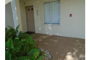 21105 Glenmoor Dr, West Palm Beach, FL 33409, Sold 02/07/23