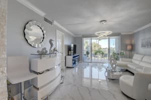 2809 Florida Blvd APT 308, Delray Beach, FL 33483, Sold 09/07/23