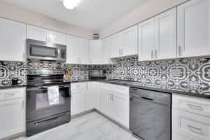 6190 Woodlands Blvd, Tamarac, FL 33319, Sold 02/23/23