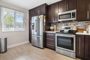 2741  Village Boulevard   106 West Palm Beach, FL 33409 Sold 02/16/23