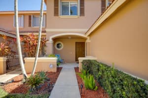 9404 Lily Bank Court Palm Beach Gardens, FL 33407 Sold 02/28/23
