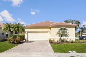 101 Casa Grande Court Palm Beach Gardens, FL 33418 Sold 02/15/23