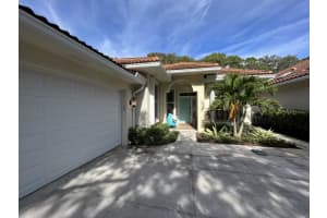 197 E Tall Oaks Cir, Palm Beach Gardens, FL 33410, Sold 02/28/23