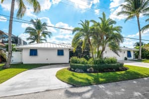 1051 Gulfstream Way Singer Island, FL 33404 Sold 02/21/23