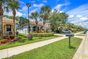 1852 SW Jamesport Dr, Port St. Lucie, FL 34953, Sold 03/27/23