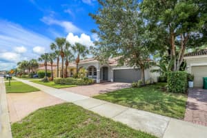 1852 SW Jamesport Dr, Port St. Lucie, FL 34953, Sold 03/27/23