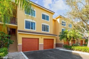 200  Scotia Drive   203 Hypoluxo, FL 33462 Sold 04/14/23