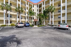 105  Paradise Harbour Boulevard   503 North Palm Beach, FL 33408 Sold 02/16/23