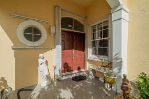 1003 Fairfax Circle W Boynton Beach, FL 33436 Sold 06/29/23