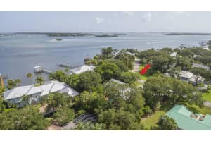 3451 SE Kubin Ave, Stuart, FL 34997, Sold 05/11/23