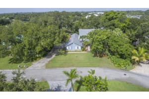 3451 SE Kubin Ave, Stuart, FL 34997, Sold 05/11/23