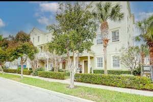 111 E Pigeon Plum Dr, Jupiter, FL 33458, Sold 04/14/23