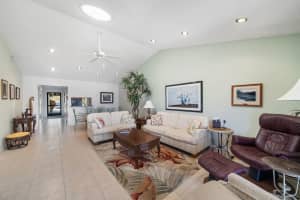 5362 Cedar Lake Drive 1030 Boynton Beach, FL 33437 Sold 04/20/23