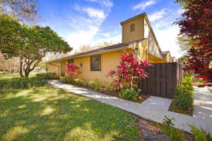 11499 Orange Blossom Lane Boca Raton, FL 33428 Sold 03/10/23