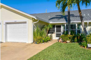 10867 Se Sea Pines Circle, Hobe Sound, Fl 33455 Hobe Sound, FL 33455 Sold 02/17/23