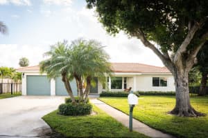 11  Harbour Drive  N Ocean Ridge, FL 33435 Sold 03/31/23