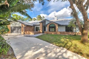 13889 Deer Creek Drive Palm Beach Gardens, FL 33418 Sold 03/30/23