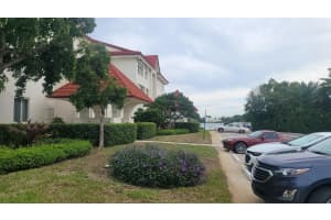 110  Half Moon Circle   D3 Hypoluxo, FL 33462 Sold 04/27/23